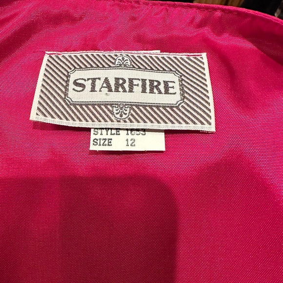 STARFIRE 3 PIECE ENSEMBLE, COLORFUL VEST, BLOUSE, SKIRT, DECOATIVE BELT, SIZE 8. - Picture 4 of 5